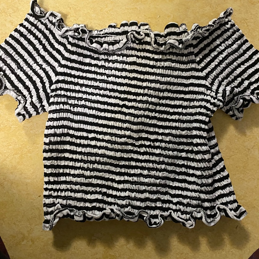 off the shoulder crop top